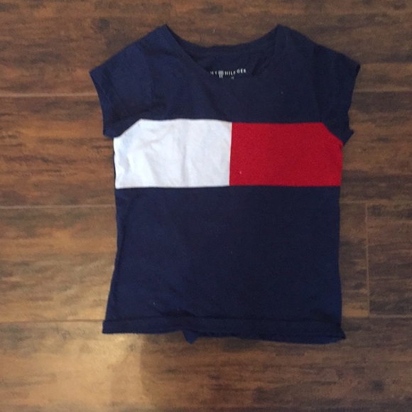 Lot of small girls shirts,tank tops,shorts & dress - Picture 4 of 7